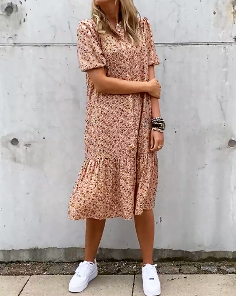 Short sleeve print shift dress
