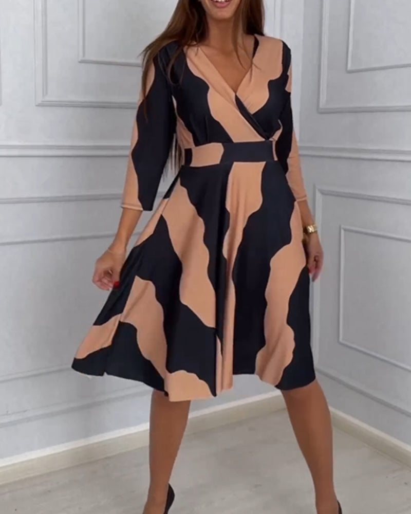 Vintage Print A-Line Knee Length Dress