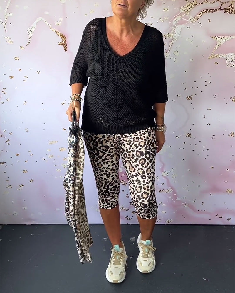 Slim-fit leopard print cropped trousers