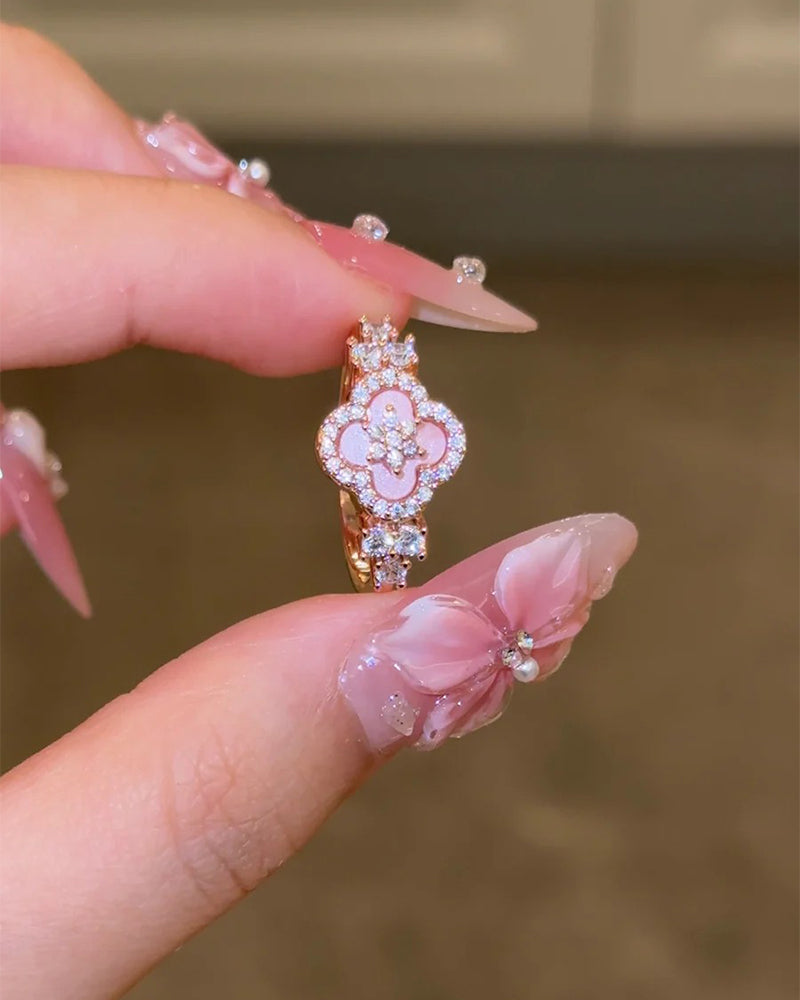 Pink Shell Four-Leaf Clover Ring & Bracelet