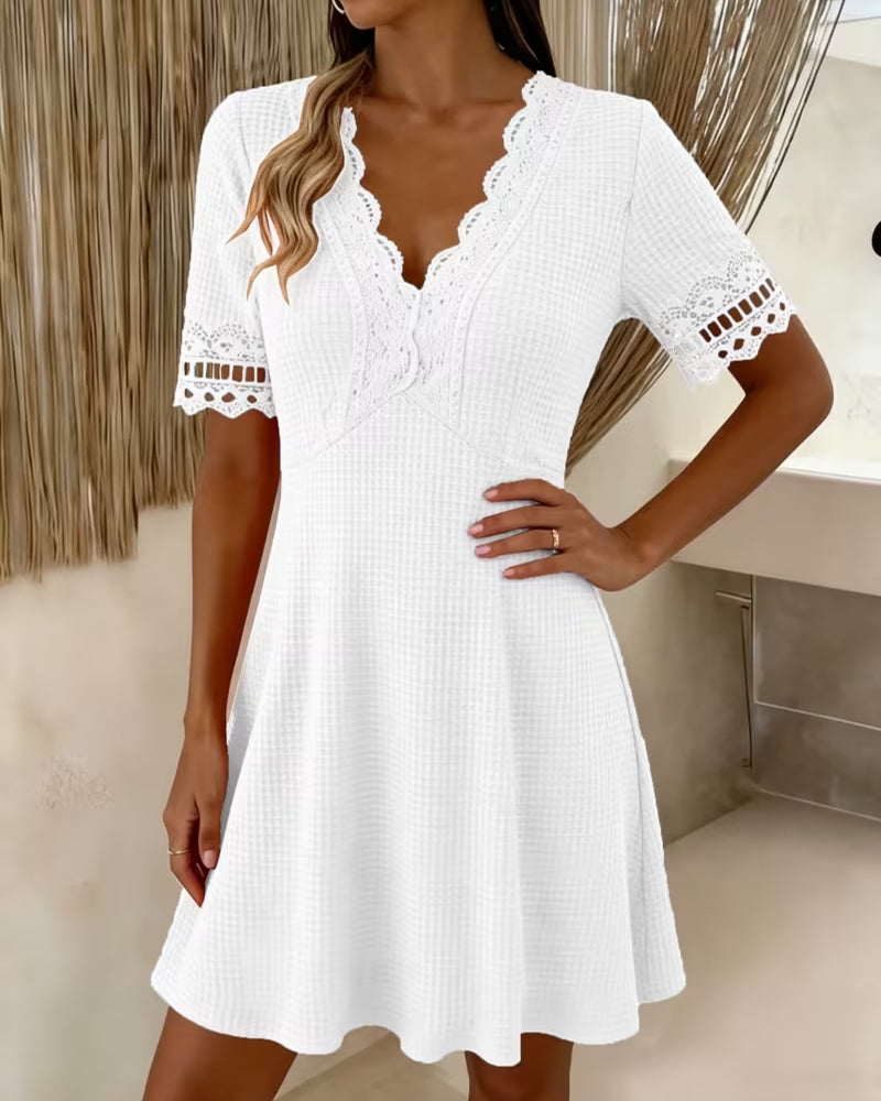 V-Neck Lace Patchwork Waffle Dress
