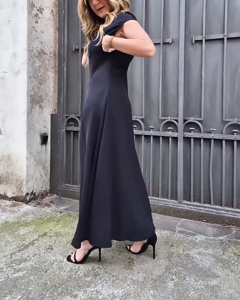 Short Sleeve Slit Cut Neck Color Block Below Knee Dress
