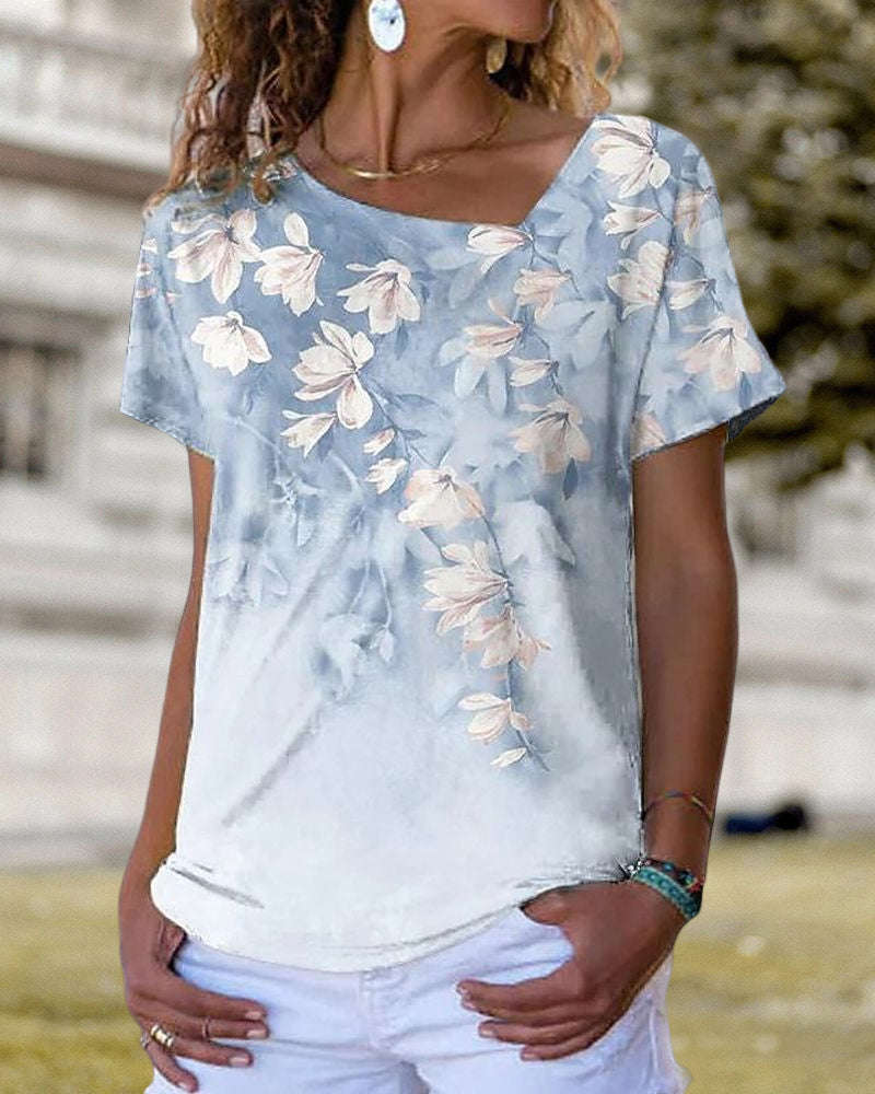 V-neck T shirt with Floral Print