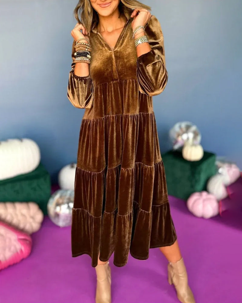 Long-sleeved velvet dress