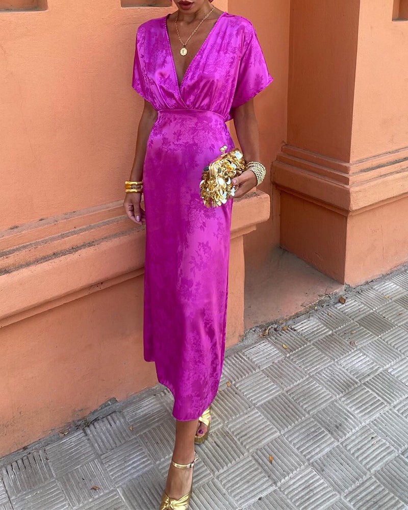 Solid color deep V waist elegant dress