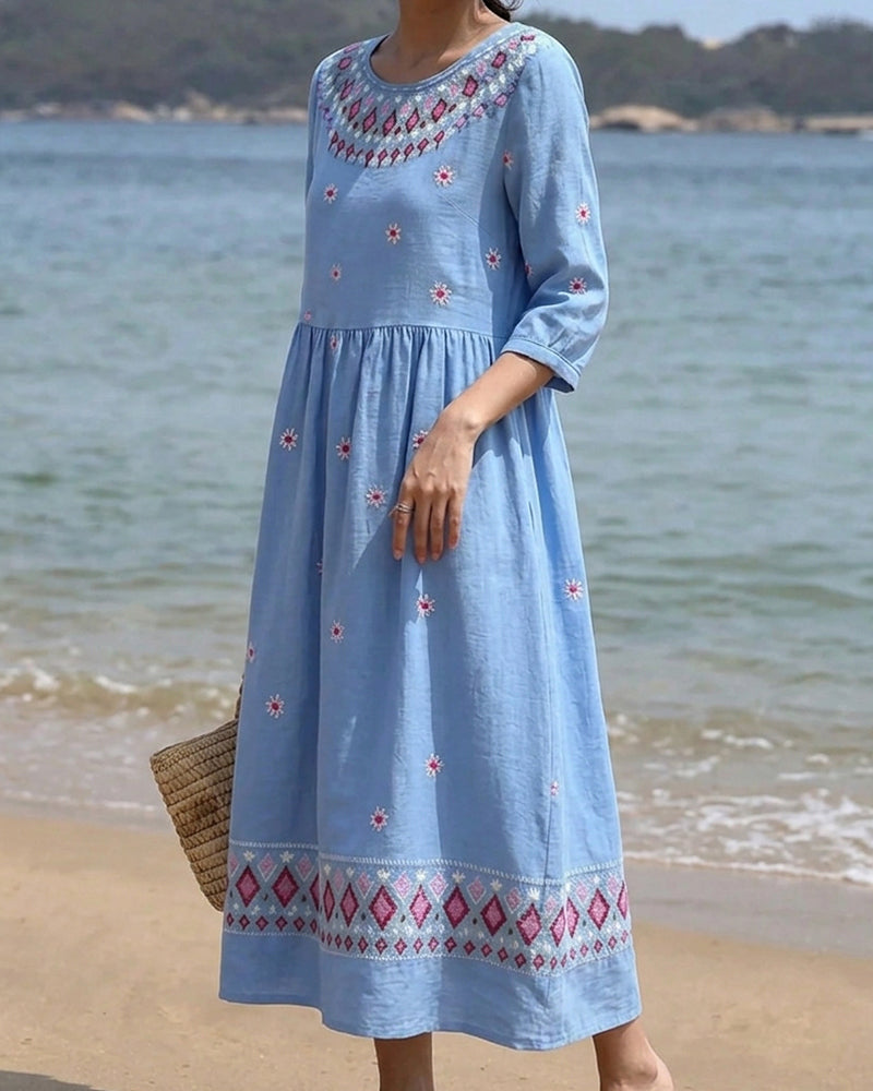 Round Neck Daisy Half Sleeve Dress
