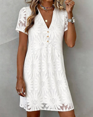 Daisy Lace V-Neck Short-Sleeved Dress