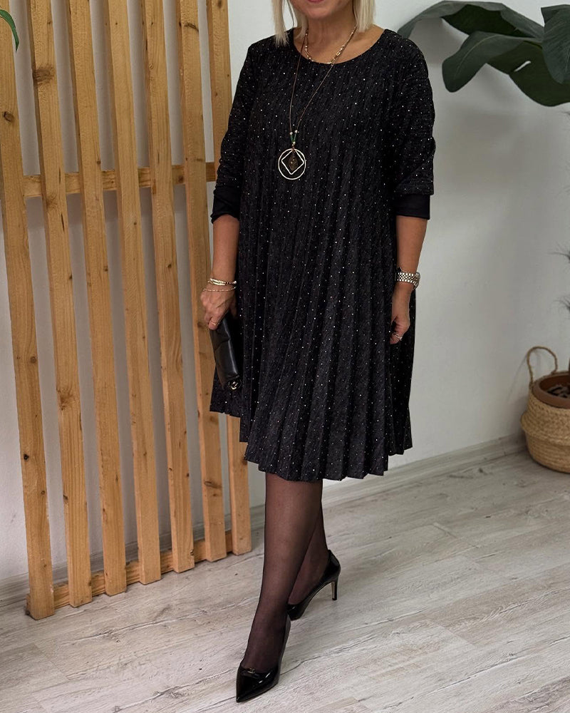 Round Neck Shimmering Pleated Fashion Dress