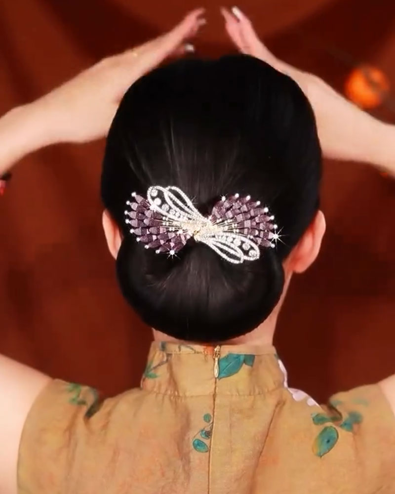Light Luxury Elegant Twist Hair Clip