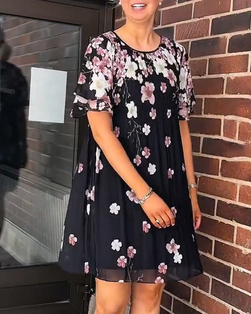 Ruffle Short Sleeve Floral Pleated Dress