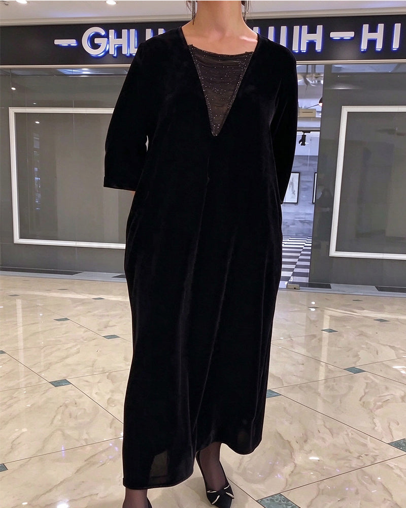 V-Neck Half Sleeve Loose Flared Dress