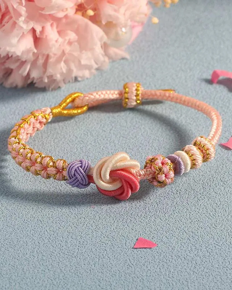 Bracelet with knot of peach blossoms