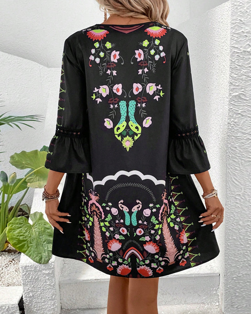 V-neck Lace Stitching Casual Versatile Printed Dress