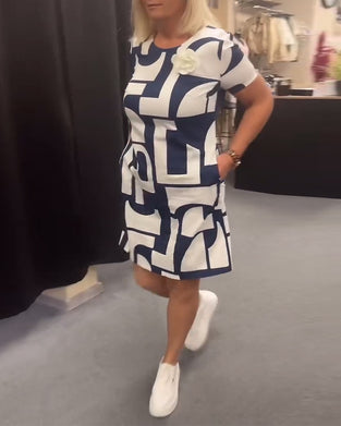 Geometric print pocket crew neck dress