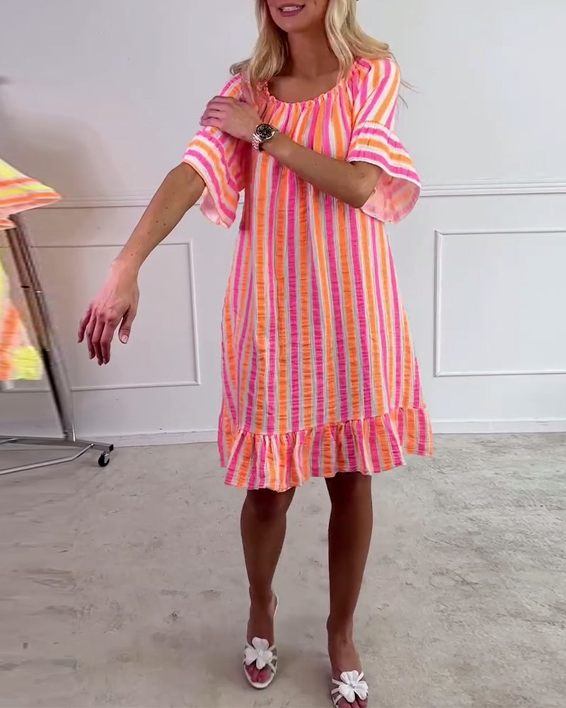 Round Neck Striped Pleated Shift Dress