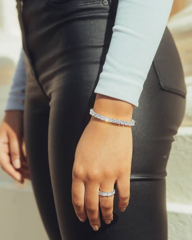 Sparkling Moissanite Bracelet