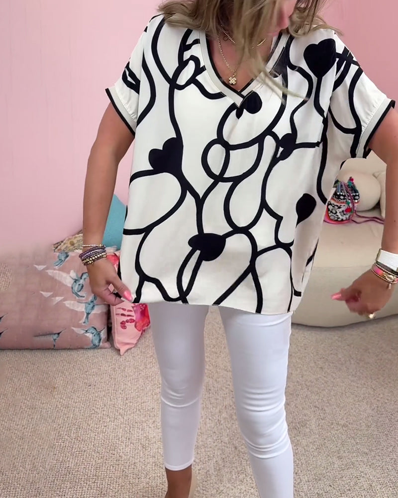 Contrast print V-neck short-sleeve casual top
