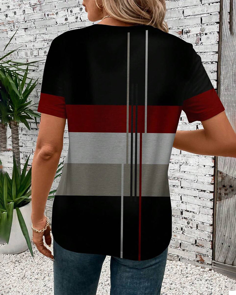 Round Neck Geometric Print Short Sleeve T-Shirt