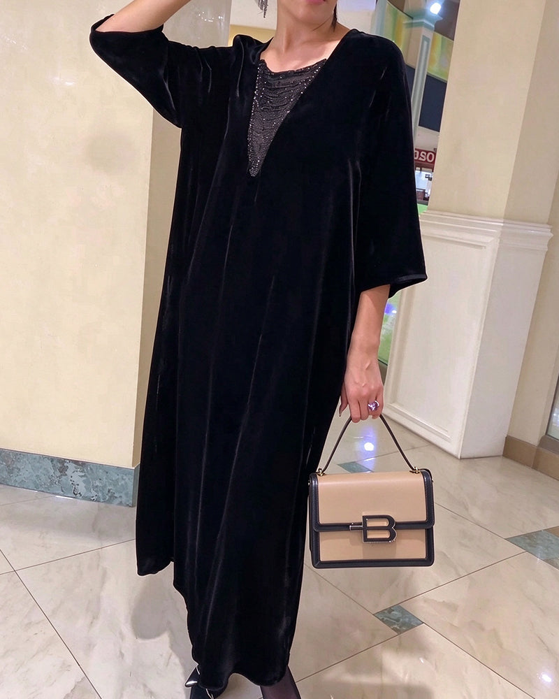 V-Neck Half Sleeve Loose Flared Dress