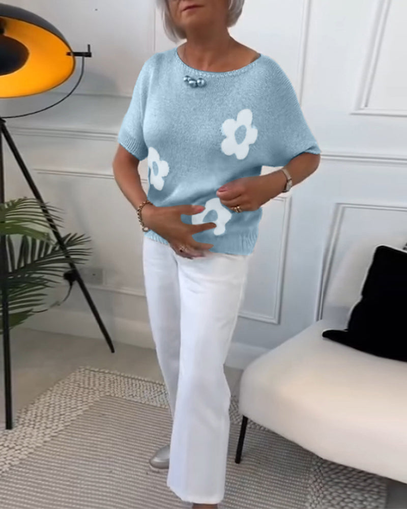 Round neck slim floral pullover sweater