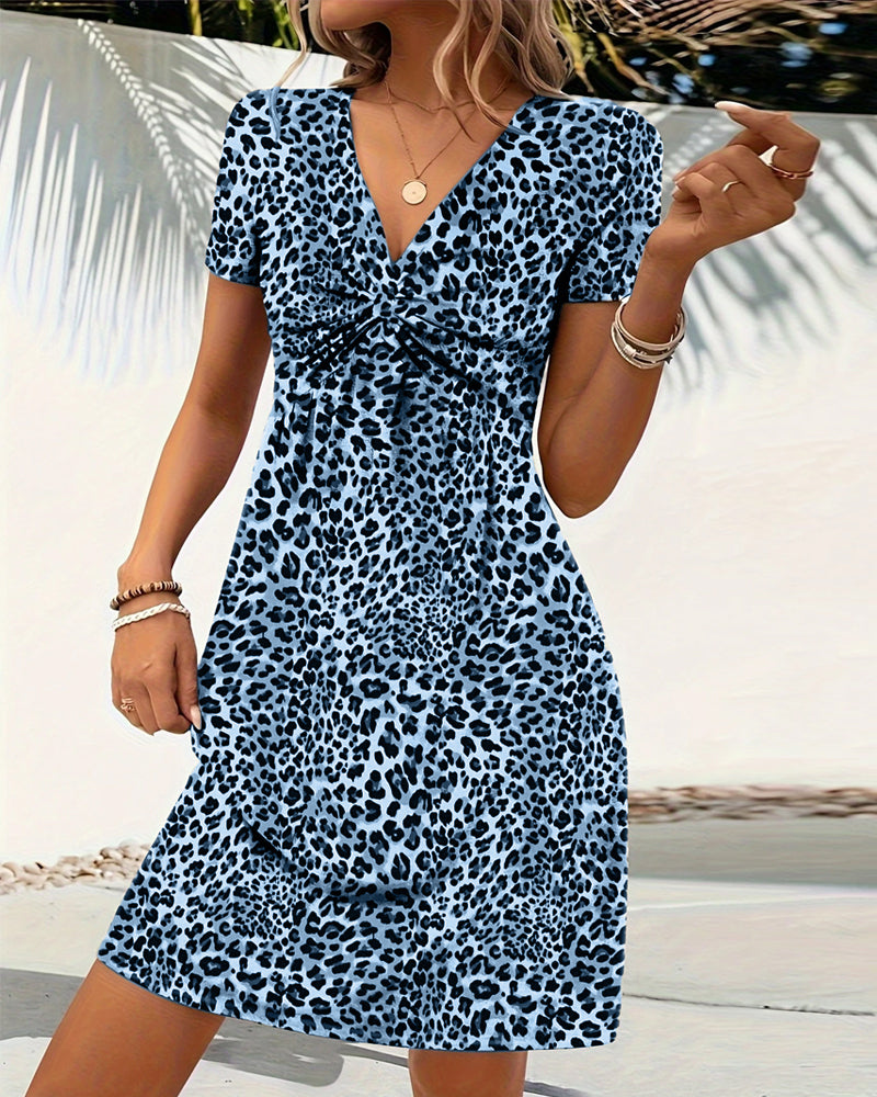 Short-Sleeved V-Neck Leopard Print Dress