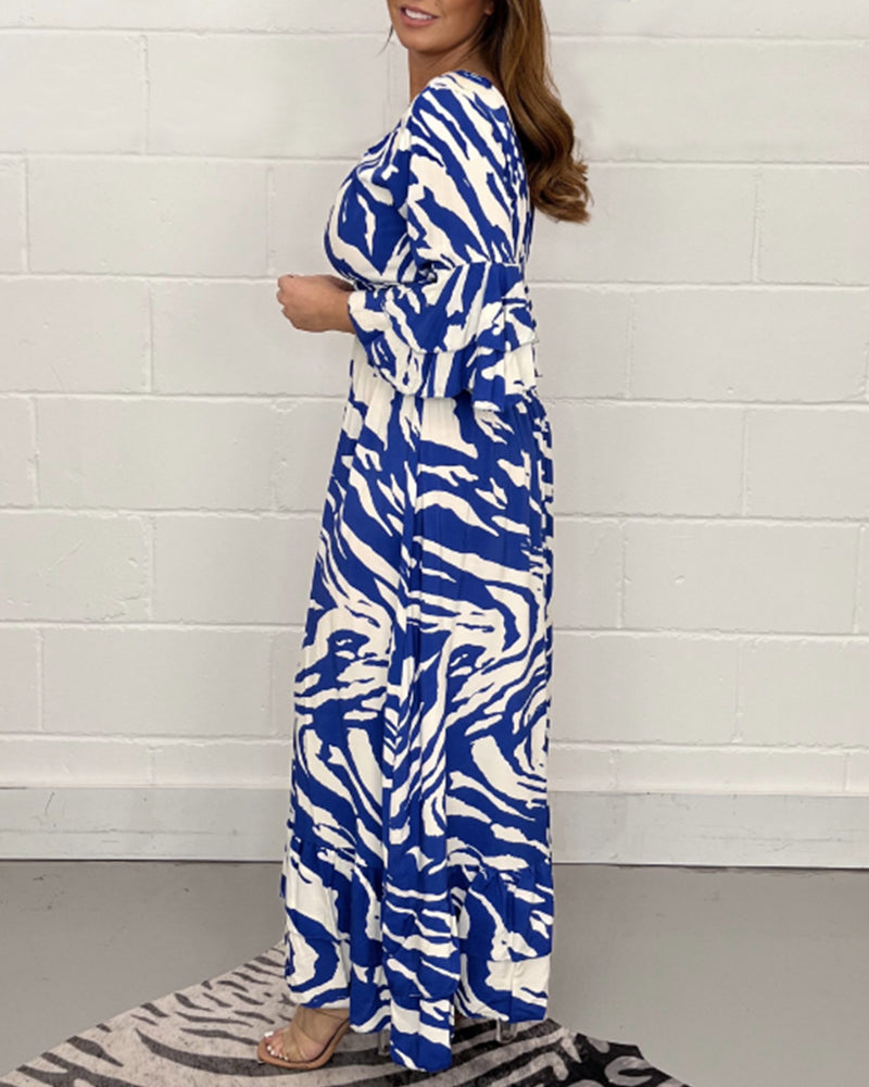 V-neck 3/4 sleeve dress