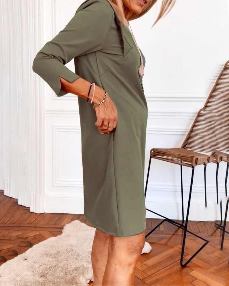 Elegant Shift Solid Color dress