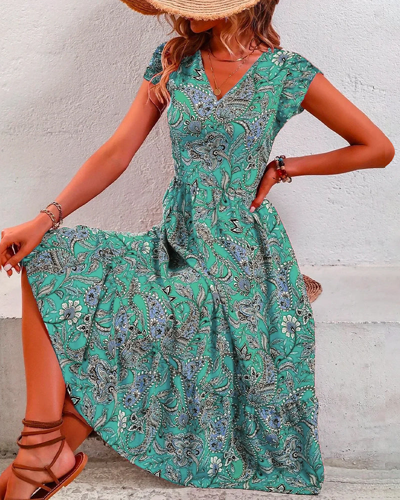 Short-sleeved floral V-neck dress