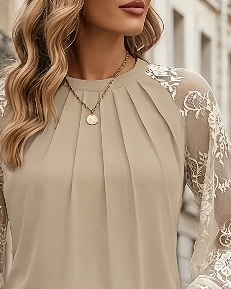 Crew Neck Ruched Lace Patchwork Blouse
