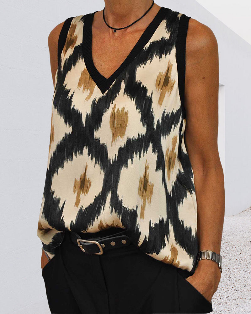 Printed V-neck sleeveless casual top