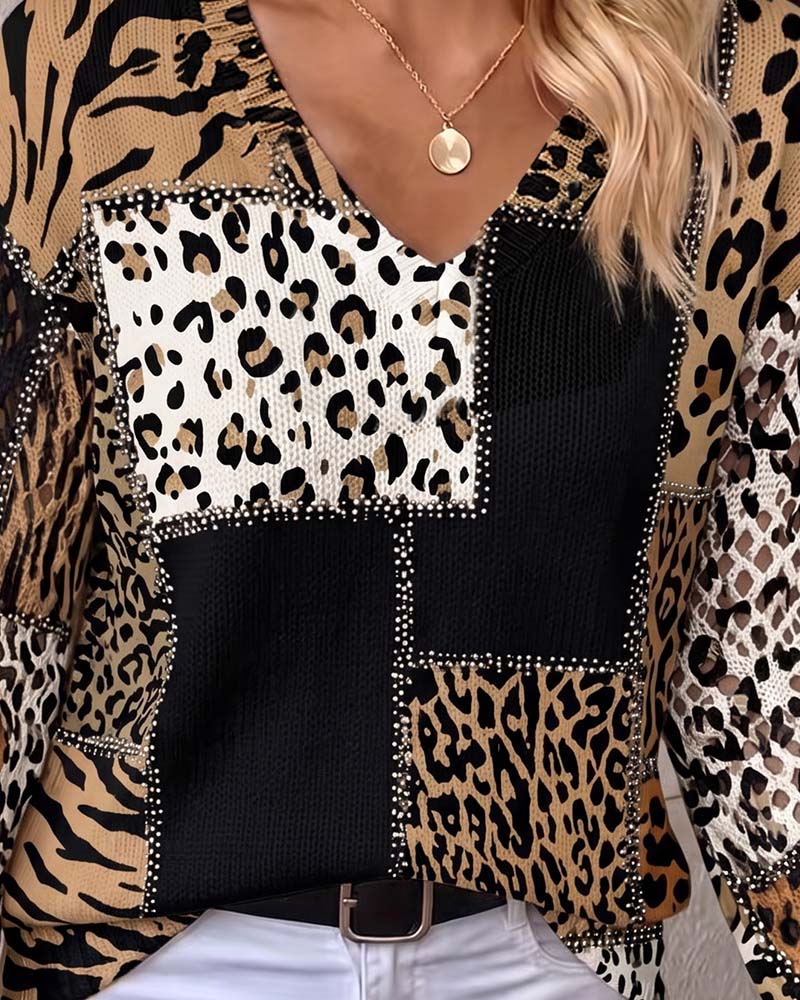 V-Neck Leopard Long Sleeve Pullover