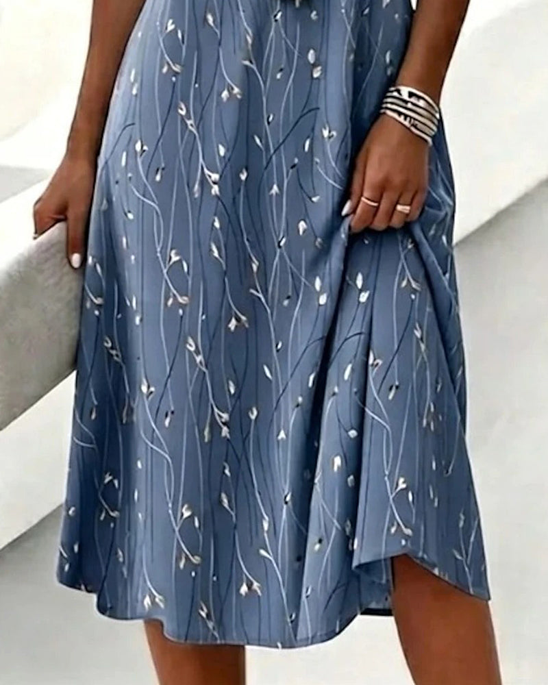 Short-Sleeved V-Neck A-Line Dress