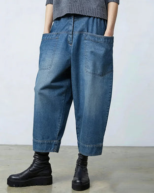 Large Pocket Ankle Jeans