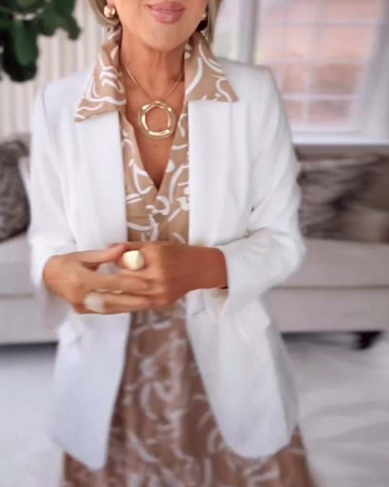 Aumora Short-sleeved Pocket Dress with Geometric Prints