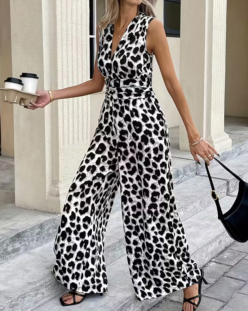 Leopard print sleeveless jumpsuit