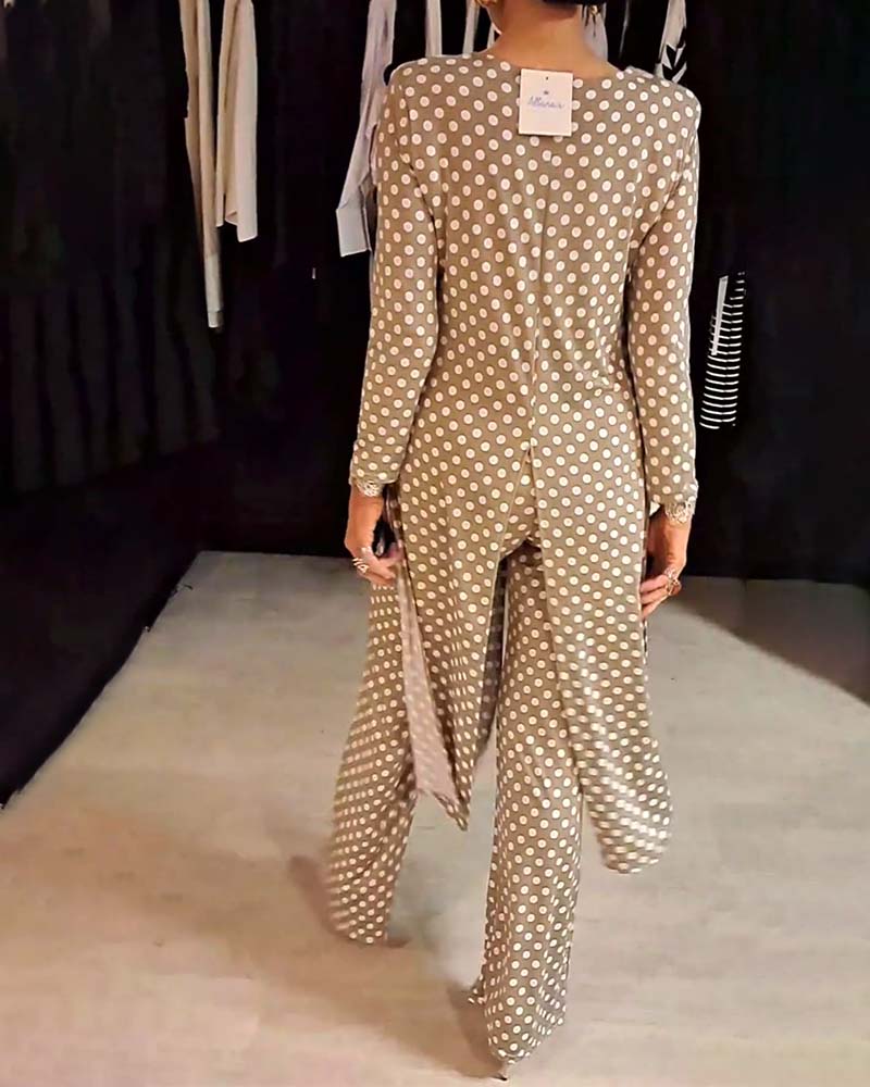 Elegant polka dot slit suit