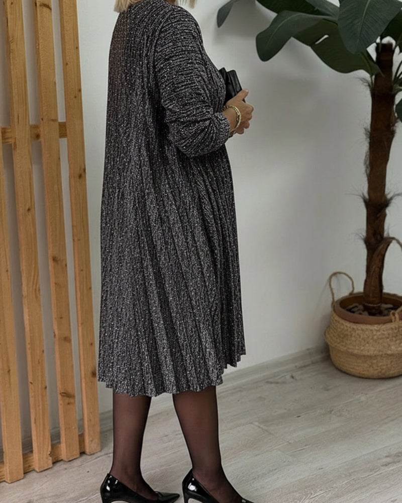 Round Neck Shimmering Pleated Fashion Dress