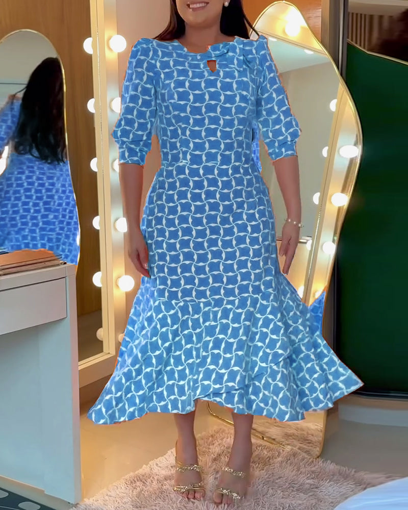 Half Sleeve Round Neck Waist Print Dress