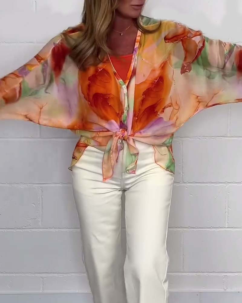 Casual printed V-neck long sleeve blouse