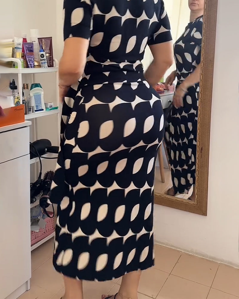 Geometric Print Short-Sleeved Bodycon Dress