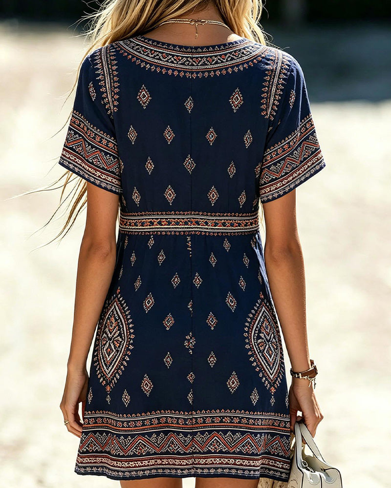 V-Neck Short-Sleeved Geometric Print Dress
