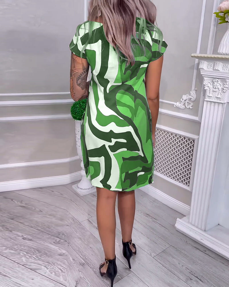 Printed crew neck raglan sleeves pocket dress