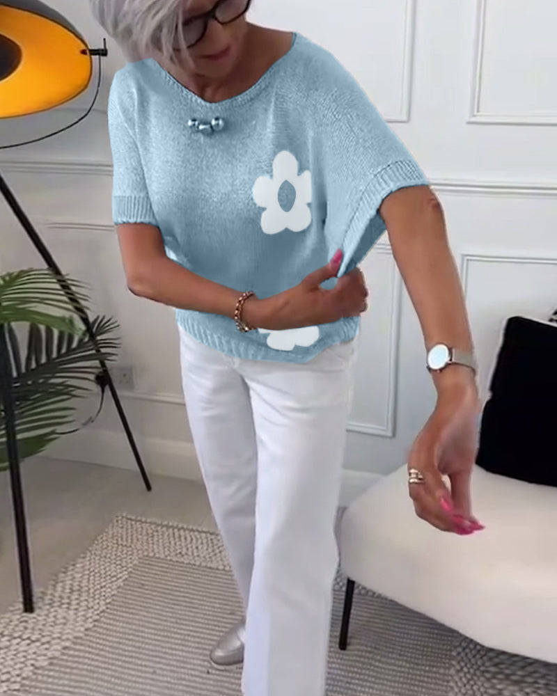 Round neck slim floral pullover sweater