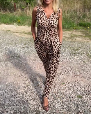 Fashionable Leopard Print Jumpsuit