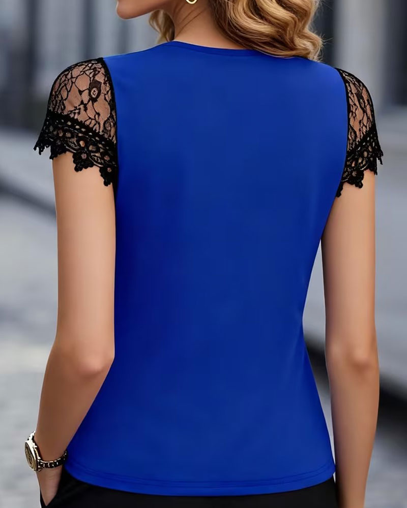 V-Neck Lace Patchwork Slim Fit T-Shirt