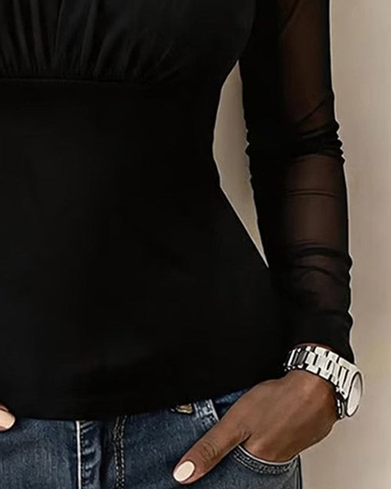 V-Neck Pleated Long-Sleeved Slim Top