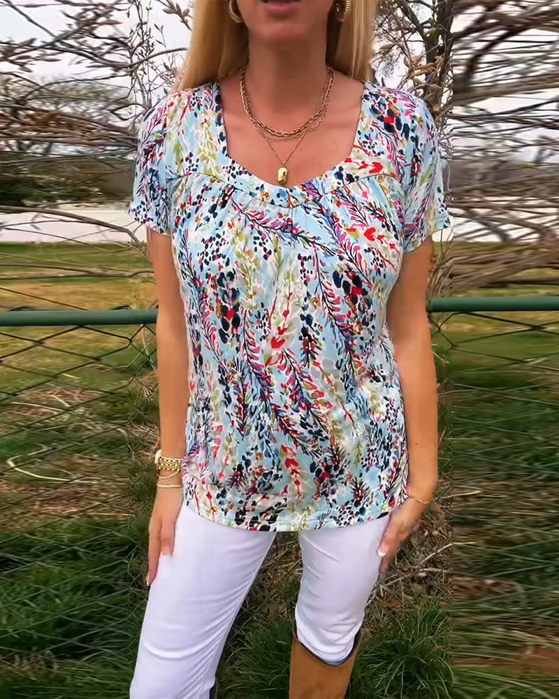 U-Neck Short-Sleeved Printed T-Shirt