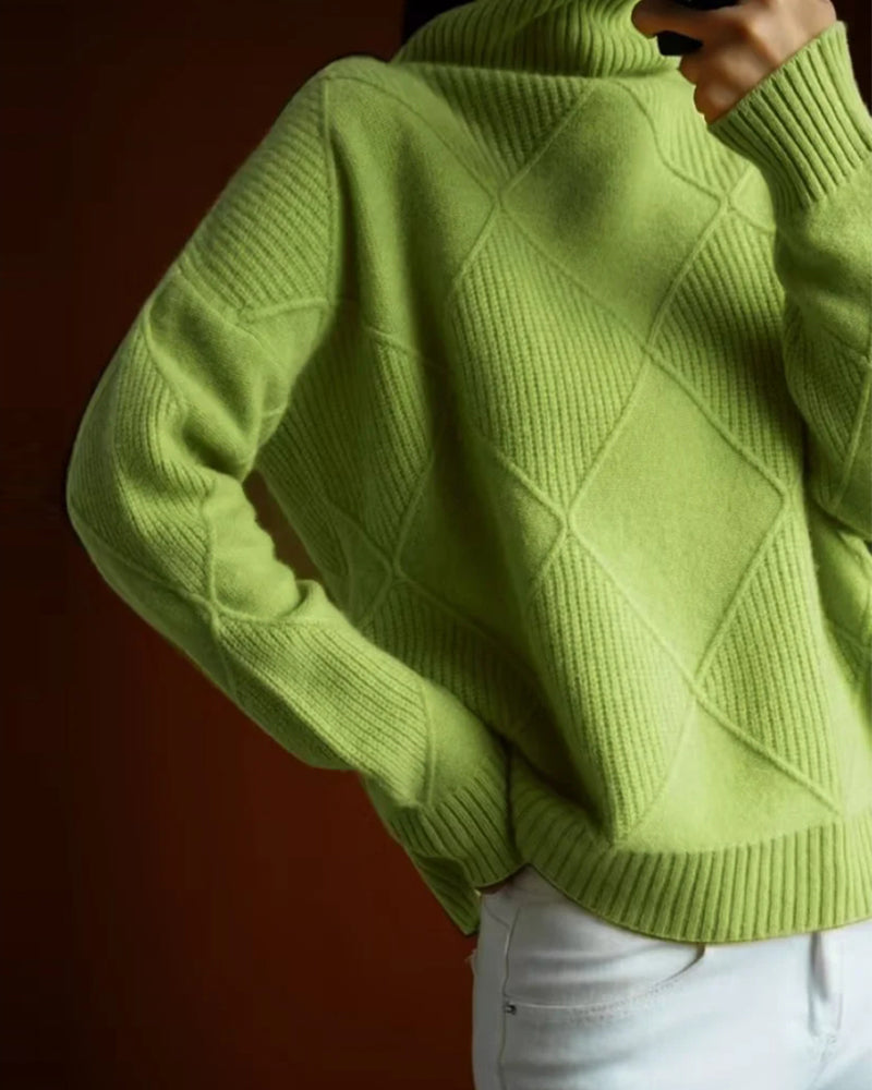 Simple solid color diamond pattern elegant turtleneck sweater