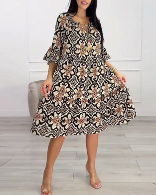 Vintage Print Knee-Length Dress