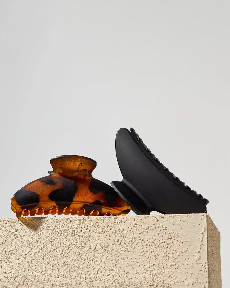 Matte Claw Hair Clip